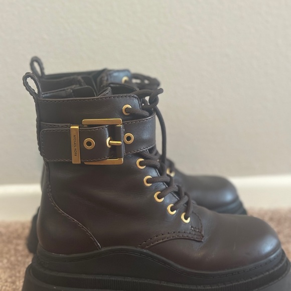 Michael Kors Brown Leather Ankle Boots with Gold Accents - Picture 1 of 6